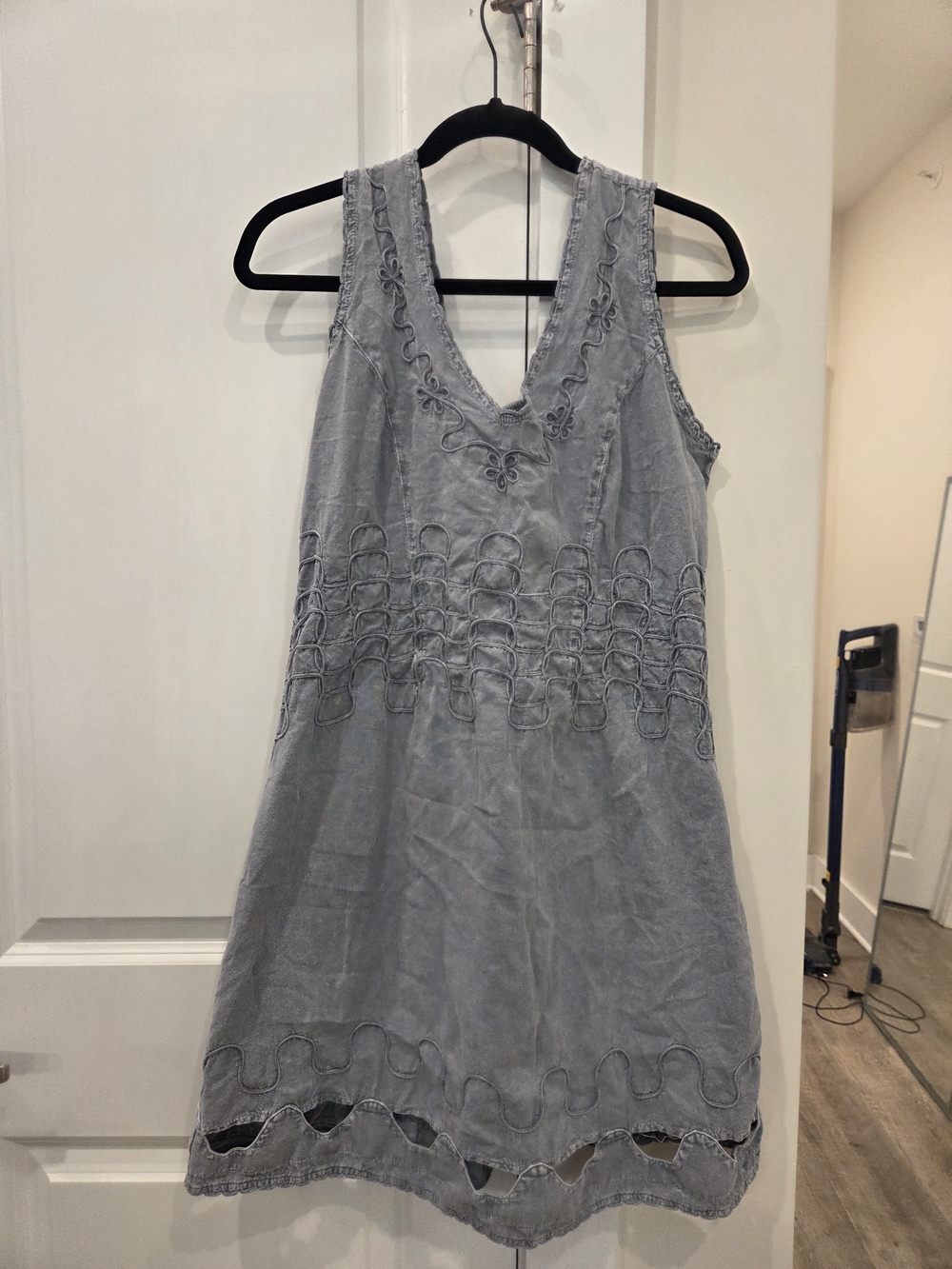 Sleeveless Gray Mini Dress L - Picture 3 of 6